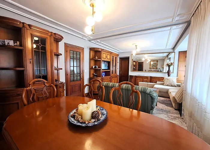 Amplio, Centro, Zona Begona Y Al Lado De La Playa 기욘