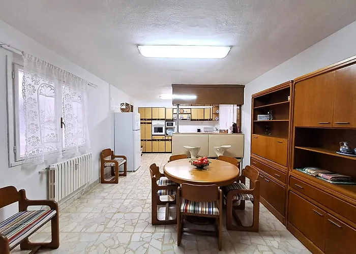 Amplio, Centro, Zona Begona Y Al Lado De La Playa 기욘