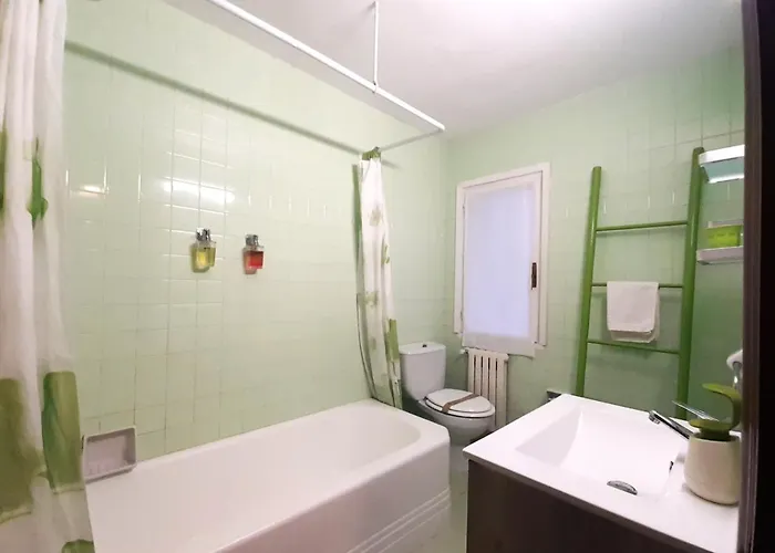 Апартаменти Amplio, Centro, Zona Begona Y Al Lado De La Playa Хіхон