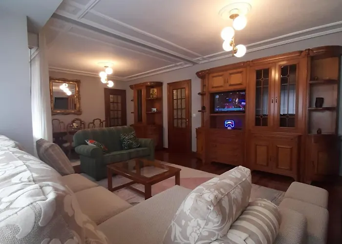 Amplio, Centro, Zona Begona Y Al Lado De La Playa Апартаменти Хіхон